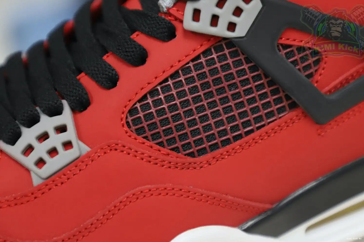 Jordan RetroToro Air Kimikick Jordan4 Bravo 0405